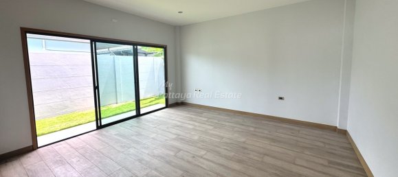 3 bedrooms Cafe / restaurant in Pattaya, Thailand No. 22975 8