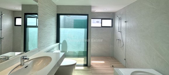 3 bedrooms Cafe / restaurant in Pattaya, Thailand No. 22975 2