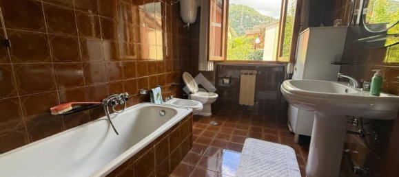 8 غرف نوم شقة في Gubbio, Italy رقم 358125 13