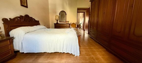 8 غرف نوم شقة في Gubbio, Italy رقم 358125 19