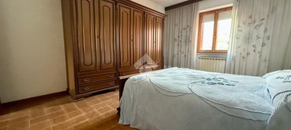 8 غرف نوم شقة في Gubbio, Italy رقم 358125 20