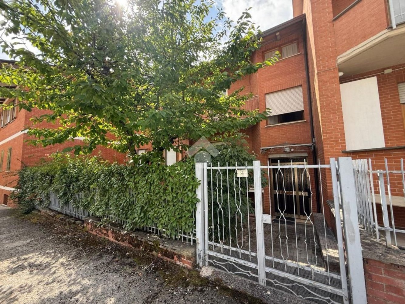 8 غرف نوم شقة في Gubbio, Italy رقم 358125