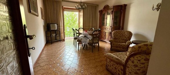 8 غرف نوم شقة في Gubbio, Italy رقم 358125 6