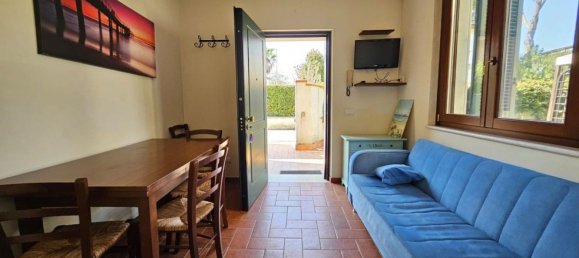 5 rooms House in Forte dei Marmi, Italy No. 194149 4