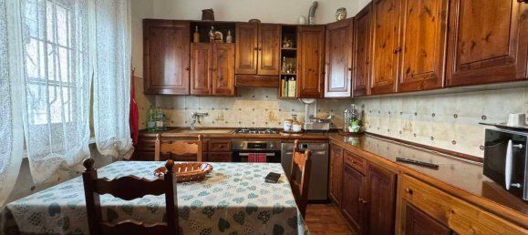 3 bedrooms House in Torre Beretti e Castellaro, Italy No. 365301 5