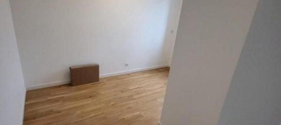 1 bedroom Apartment in Villemomble, France No. 328611 4