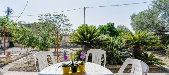 4 rooms Villa in Noto, Italy No. 282403 11