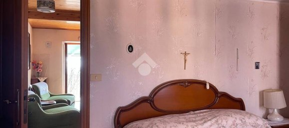 Дом с 4 спальнями в Камандона, Италия № 52652 36