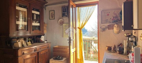 Дом с 4 спальнями в Камандона, Италия № 52652 11