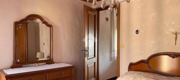 Дом с 4 спальнями в Камандона, Италия № 52652 37