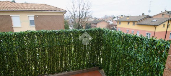 Квартира с 3 комнатами в Реджо Эмилия, Италия № 2410 19