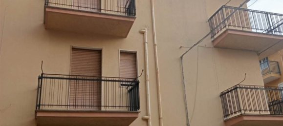 Edifício em Licata, Italy 180 m² N.º 117585 2