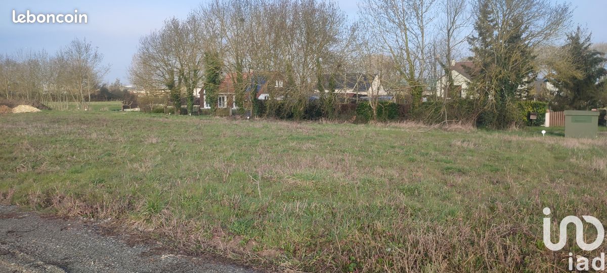 453m² Land in Neuille-Pont-Pierre, France No. 282085