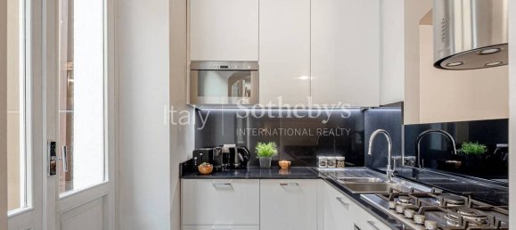 1 bedroom Apartment in Milan, Italy No. 243455 16