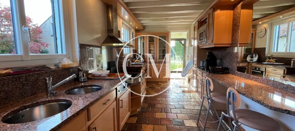 4 Schlafzimmer Haus in Le Perray-en-Yvelines, France, Nr. 134250 3