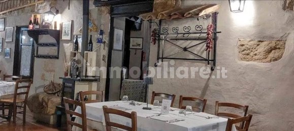 Propiedad comercial de 3 habitaciónes en Cefalù, Italy No. 48179 8