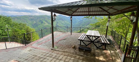 Villa 5+3 in Yomra, Turkey No. 20809 21