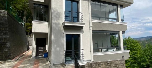 Villa 5+3 in Yomra, Turkey No. 20809 26