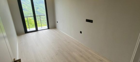 Villa 5+3 in Yomra, Turkey No. 20809 10