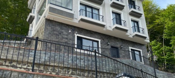 Villa 5+3 in Yomra, Turkey No. 20809 19