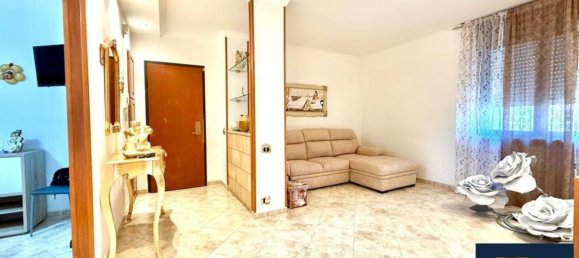 Apartamento de 5 habitaciónes en Taranto, Italy No. 277507 4