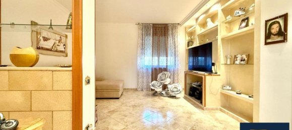 Apartamento de 5 habitaciónes en Taranto, Italy No. 277507 3