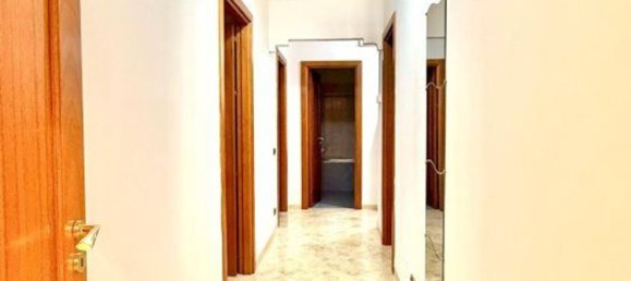 Apartamento de 5 habitaciónes en Taranto, Italy No. 277507 11