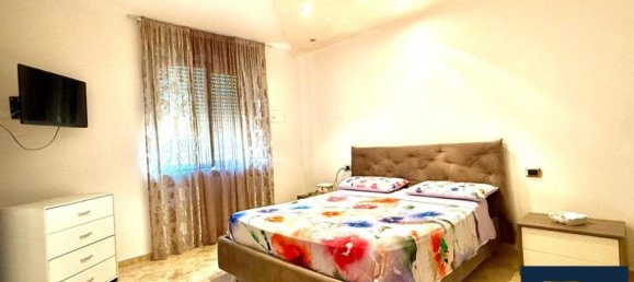 Apartamento de 5 habitaciónes en Taranto, Italy No. 277507 12