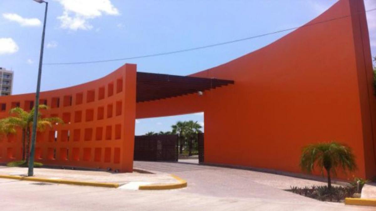 32000m² Building in Guerrero, Mexico No. 199805