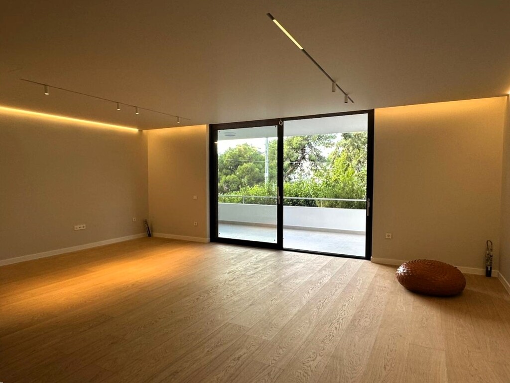 3 bedrooms Property for sale in Voula, Vari-Voula-Vouliagmeni, East Attica, Attica, Greece № 69157