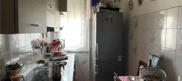 Apartamento de 3 habitaciónes en Cinisello Balsamo, Italy No. 4491 6