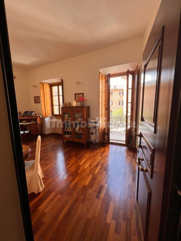 3 bedrooms Apartment in Perugia, Italy No. 356574