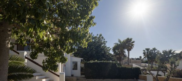 4 bedrooms Villa in Alicante, Spain No. 178297 2