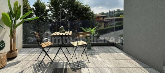 Квартира с 2 спальнями в Альсерио, Италия № 288080 2