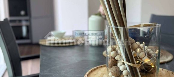 Квартира с 2 спальнями в Альсерио, Италия № 288080 15