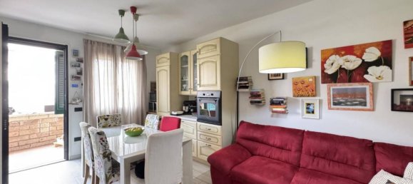 2 bedrooms Apartment in Empoli, Italy No. 358795 5