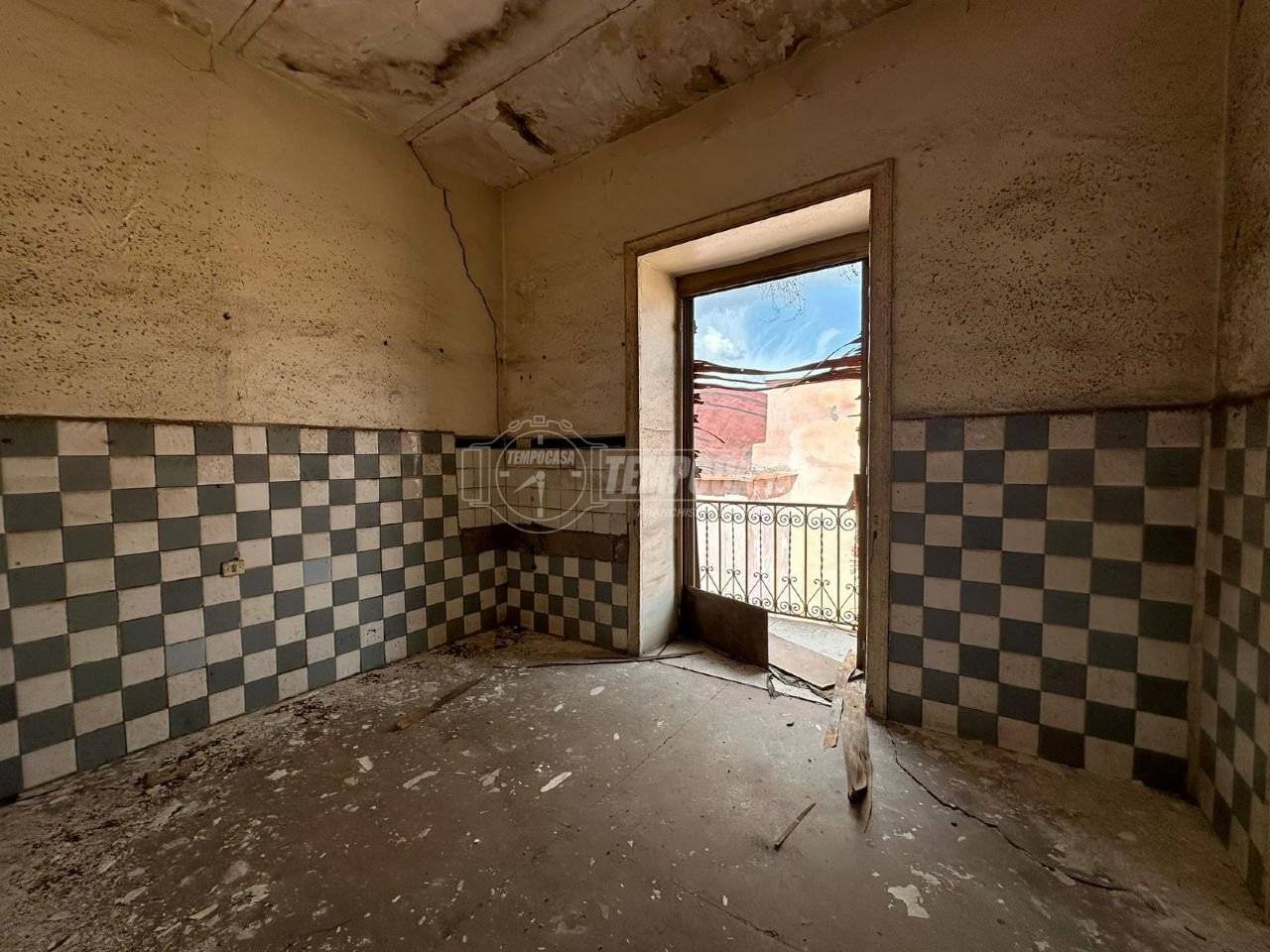 Apartamento T2 em Afragola, Italy N.º 16955