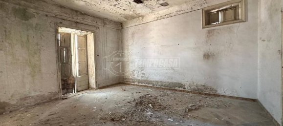 Apartamento T2 em Afragola, Italy N.º 16955 3