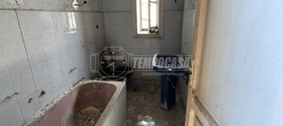 Apartamento T2 em Afragola, Italy N.º 16955 7