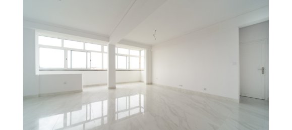 3 bedrooms Apartment in Cascais, Portugal No. 66844 3