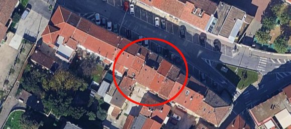 3 bedrooms Apartment in Agliana, Italy No. 261753 7