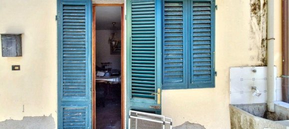 3 bedrooms Apartment in Agliana, Italy No. 261753 14