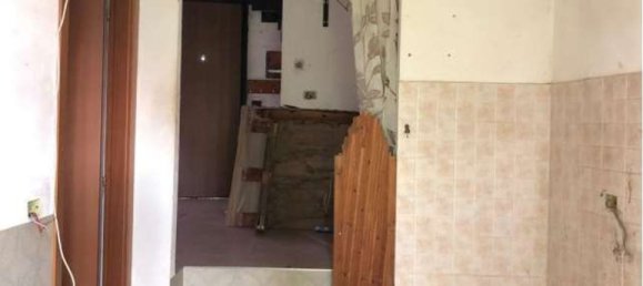 3 rooms Apartment in Fino Mornasco, Italy No. 6764 6