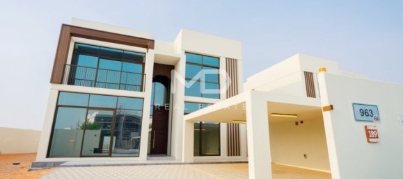 4 bedrooms Villa in Abu Dhabi, UAE No. 47126 55