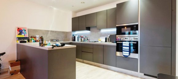 2 bedrooms Apartment in London, United Kingdom No. 10618 5