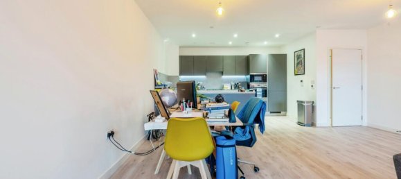 2 bedrooms Apartment in London, United Kingdom No. 10618 20