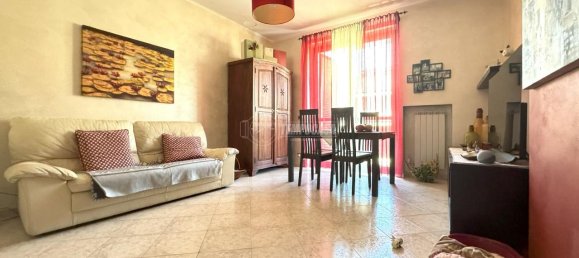 5 rooms Apartment in Romano Canavese, Italy No. 125075 4