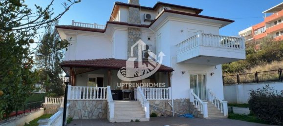 Villa 5+1 in Demirtas, Turkey No. 1025 3