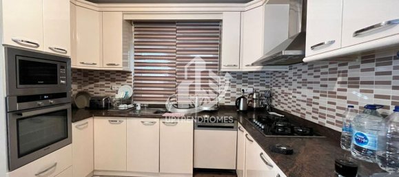 Villa 5+1 in Demirtas, Turkey No. 1025 11