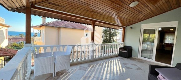 Villa 5+1 in Demirtas, Turkey No. 1025 15